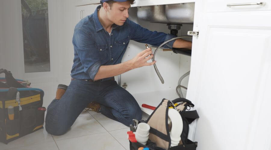 Local expert plumbing services in Monmouth, IA